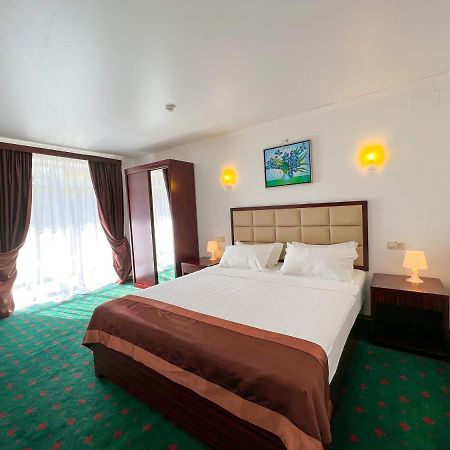 Wellness Park Hotel Gagra All-Inclusive Exteriör bild